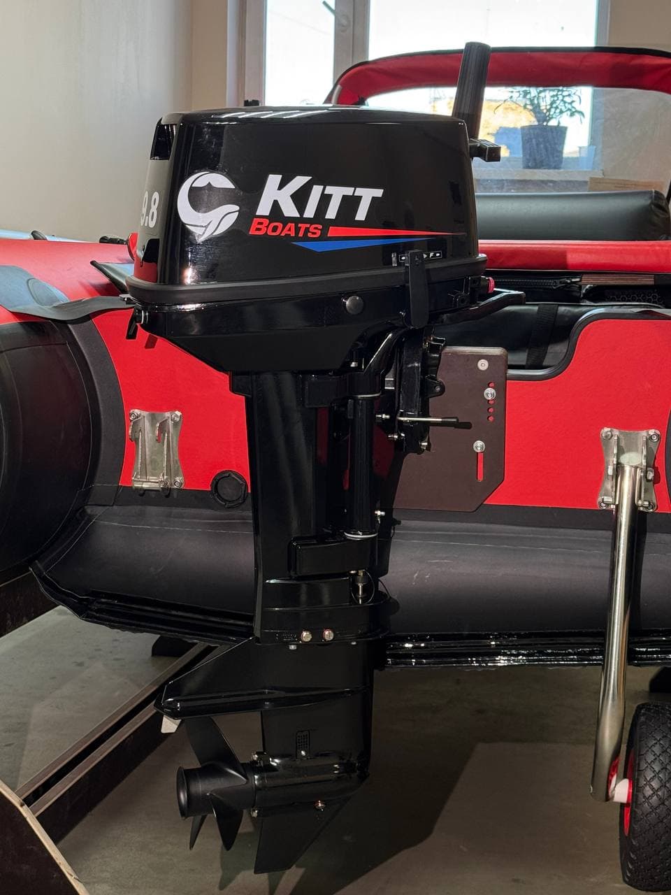 Лодочный мотор KITT BOATS 9.8 (2х тактный)