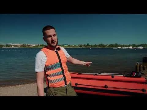 KITT BOATS 370 НДНД с фальшбортом и мотор 9.8 л.с.: тест на Неве в одиночку и вдвоём