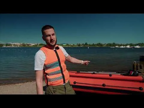Лодка KITT BOATS 370 НДНД Фальшборт с мотором 9.8 л.с.